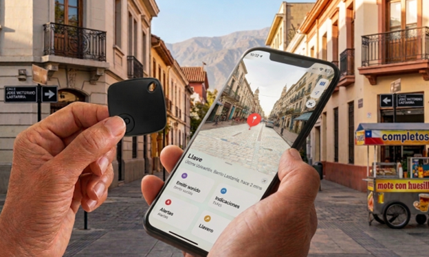 Pantalla de la app iTagPro con mapa en el barrio Lastarria, Santiago